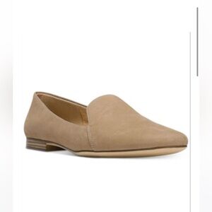 Naturalizer Emiline Beige Slip-On Shoes